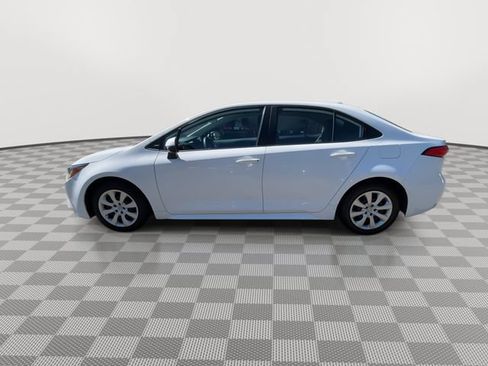 Used 2024 Toyota Corolla LE FWD image 5