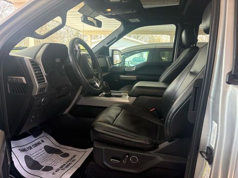 Used 2015 Ford F150 Lariat image 8