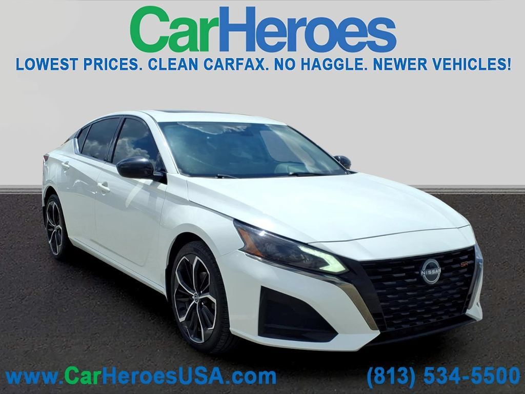 Used 2023 Nissan Altima 2.5 SR AWD/4WD image 1