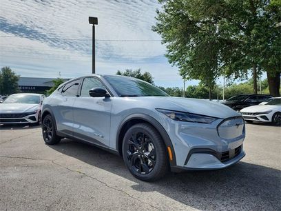 New 2024 Ford Mustang Mach-E Select w/ Comfort Package Lite