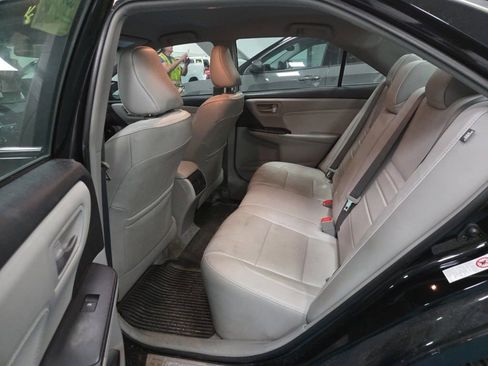 Used 2017 Toyota Camry XLE w/ Protection Package (Q2) FWD image 2
