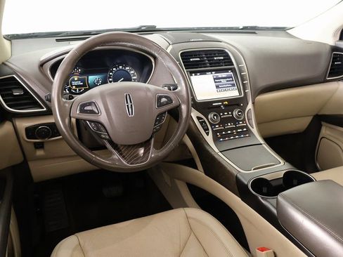 Used 2018 Lincoln MKX Reserve w/ Driver Assistance Package image 2