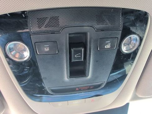 Used 2021 Kia Sorento SX image 28