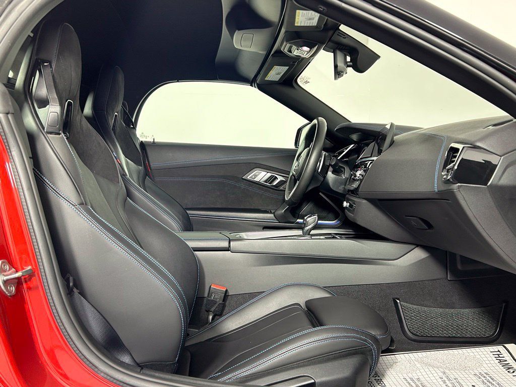 Used 2020 BMW Z4 M40i w/ Premium Package RWD image 17