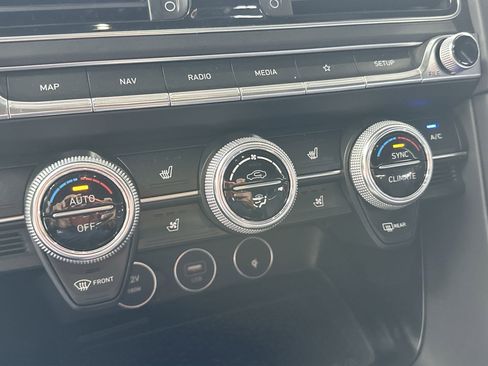 Used 2023 Genesis G70 3.3T w/ Sport Prestige Package image 17