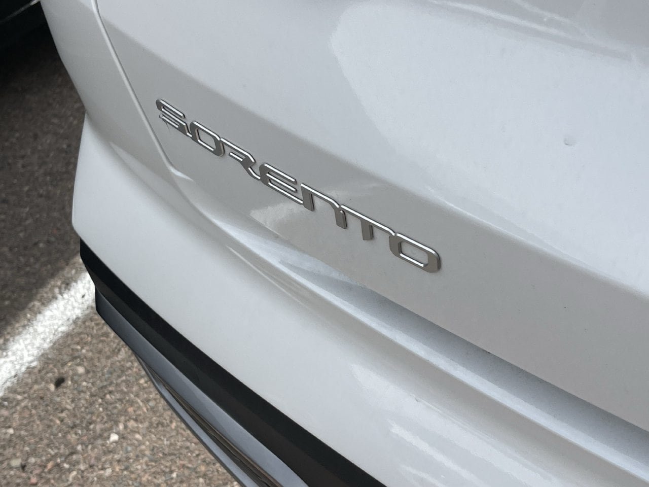Certified 2023 Kia Sorento EX FWD image 4