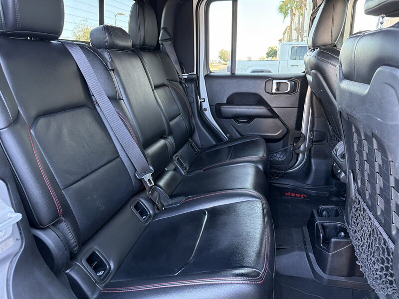 Used 2020 Jeep Gladiator Rubicon AWD/4WD image 13