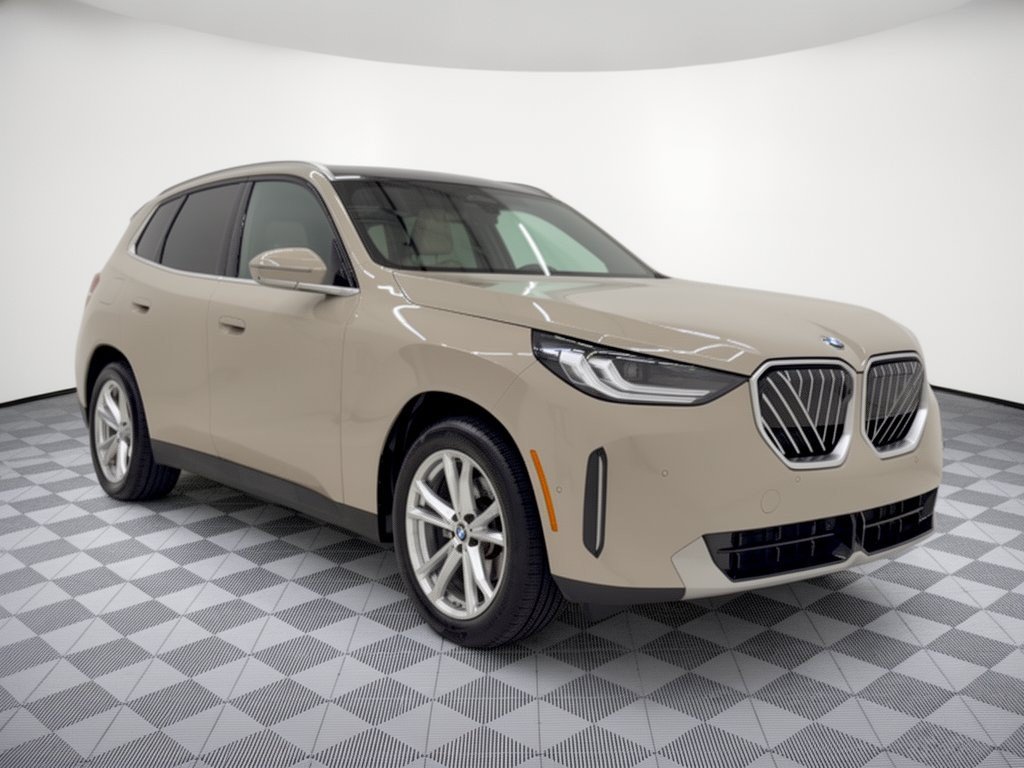Certified 2025 BMW X3 xDrive30i w/ Premium Package AWD/4WD image 7