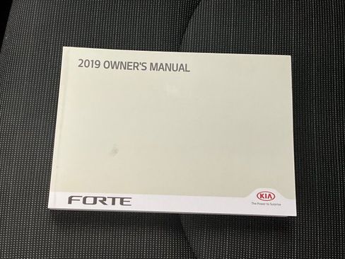 Used 2019 Kia Forte S w/ S Premium Package FWD image 30