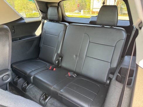 Used 2018 Chevrolet Traverse Premier w/ Redline Edition image 12