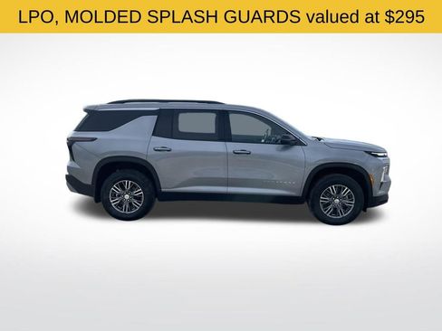 Used 2025 Chevrolet Traverse LT w/ LPO, Floor Liner Package image 6