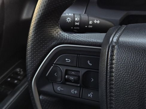 Used 2025 Toyota 4Runner SR5 image 25