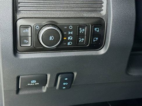 New 2026 Ford F250 Platinum w/ Tremor Off-Road Package image 11
