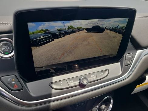 New 2026 Chevrolet Blazer LT w/ Convenience Package FWD image 31