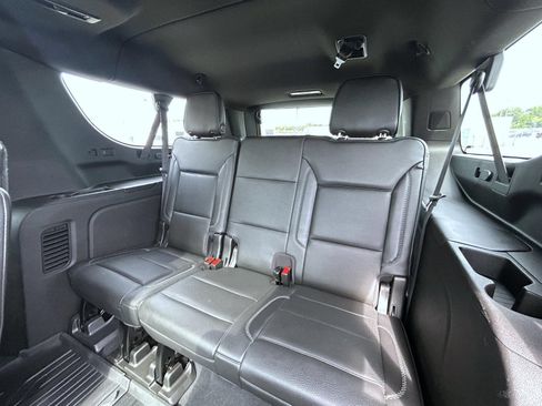 Used 2021 GMC Yukon XL Denali w/ Denali Premium Package AWD/4WD image 22