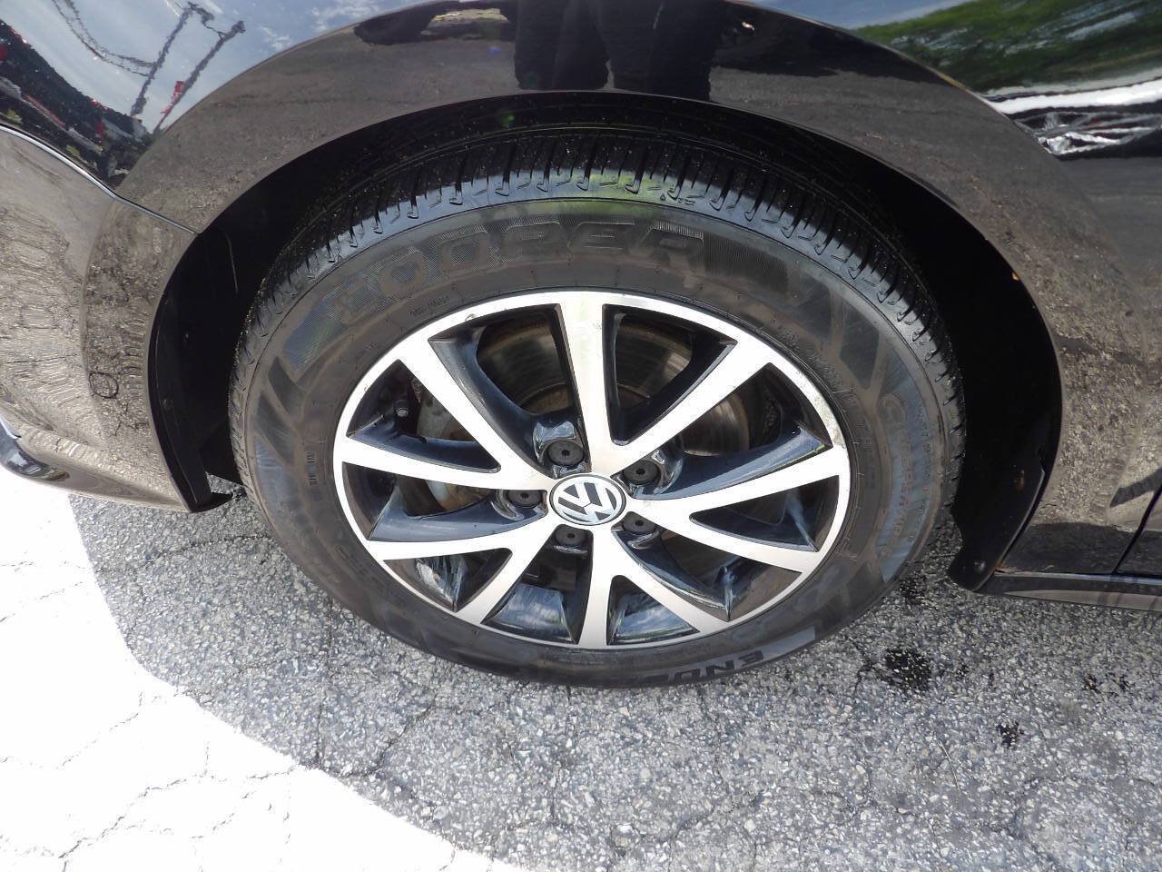 Used 2016 Volkswagen Jetta SE FWD image 5