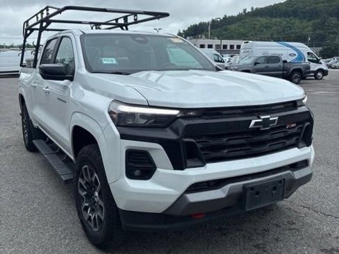 Used 2024 Chevrolet Colorado Z71 w/ Advanced Trailering Package AWD/4WD image 1