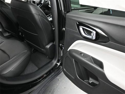 New 2026 Jeep Compass Limited w/ Mopar Graphics Package image 20