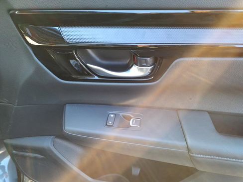 Used 2025 Honda CR-V EX-L image 6