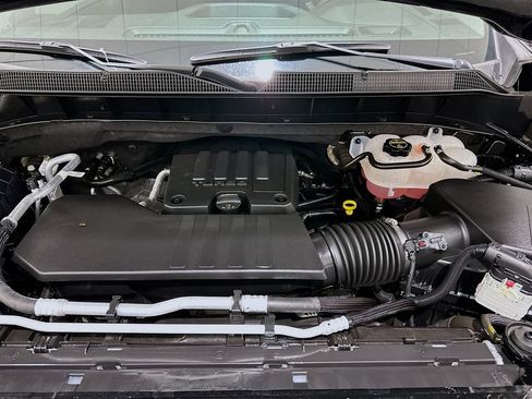 Used 2024 Chevrolet Silverado 1500 Custom AWD/4WD image 30