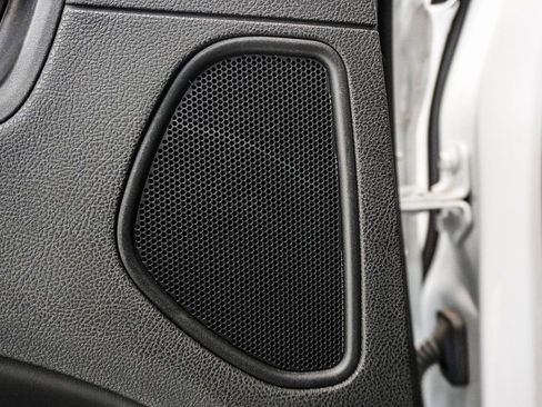 Used 2023 Chrysler 300 S image 10