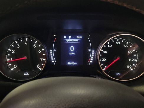 Used 2021 Jeep Compass Latitude FWD image 23