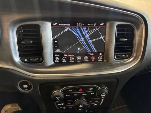 Used 2017 Dodge Charger R/T RWD image 31