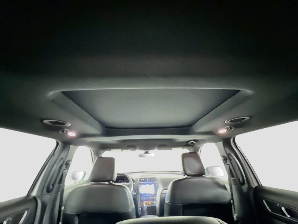 Certified 2018 Ford Explorer XLT w/ Equipment Group 202A AWD/4WD image 38