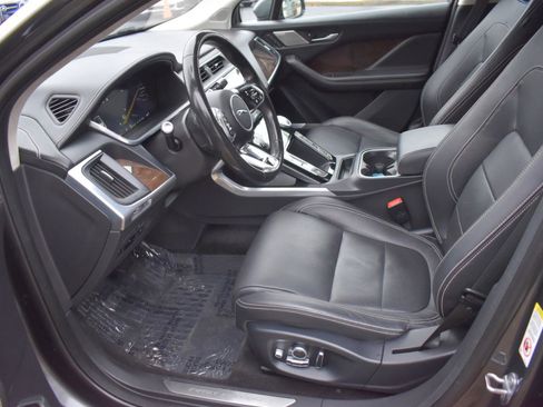 Used 2019 Jaguar I-PACE First Edition image 36