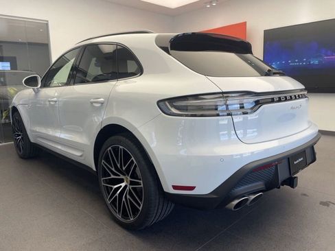 New 2025 Porsche Macan S image 3