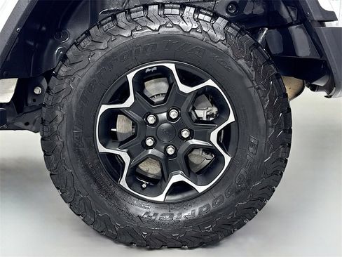 Used 2021 Jeep Wrangler Unlimited Rubicon 4xe w/ Steel Bumper Group image 10