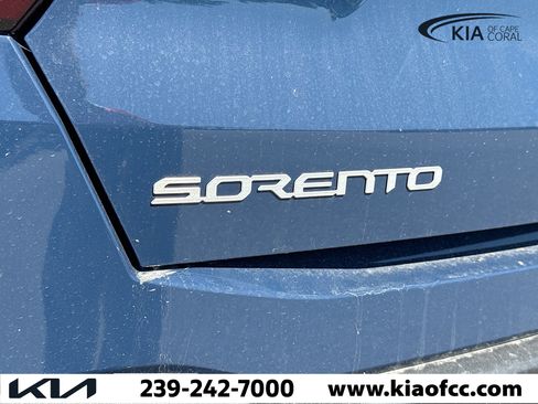 New 2026 Kia Sorento S image 11