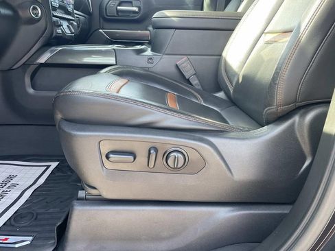 Used 2020 GMC Sierra 2500 AT4 w/ AT4 Premium Package image 19