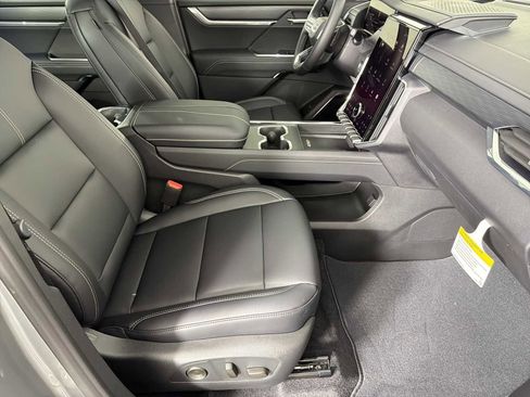 New 2026 GMC Acadia Elevation w/ Black Edition image 22