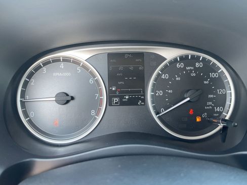 New 2025 Nissan Kicks Play S image 19