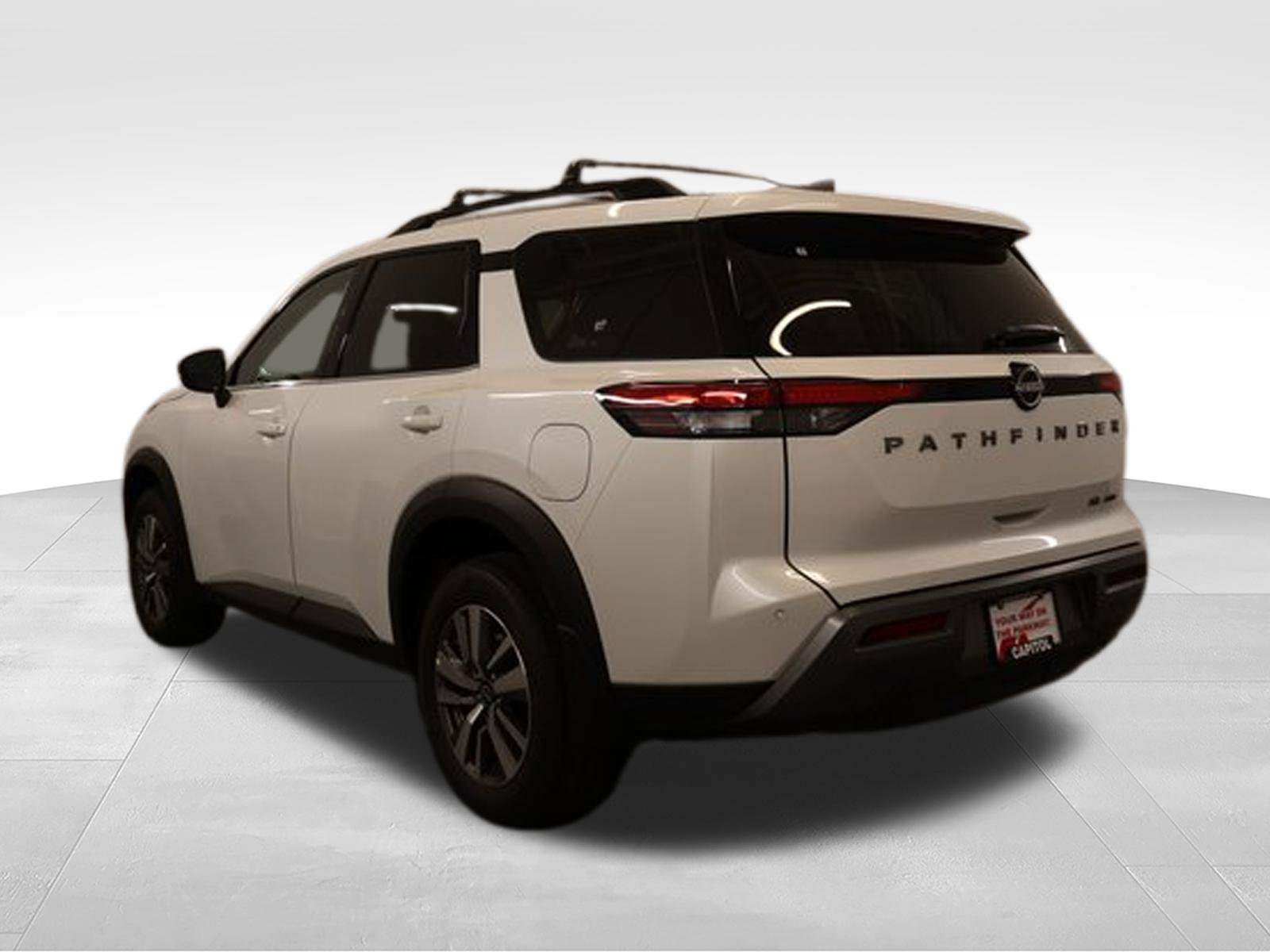 New 2026 Nissan Pathfinder SL AWD/4WD image 4