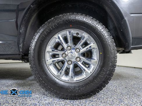 Used 2018 RAM 1500 Big Horn AWD/4WD image 48