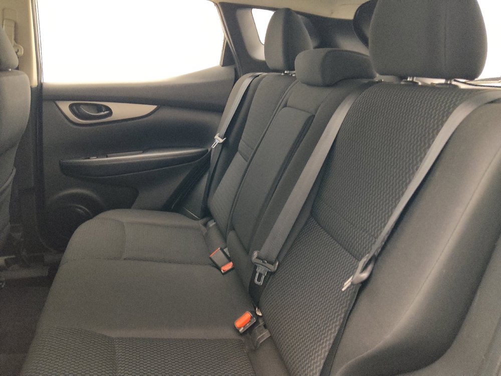 Used 2019 Nissan Rogue Sport S FWD image 18
