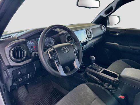 Used 2023 Toyota Tacoma TRD Sport w/ Technology Package RWD image 7