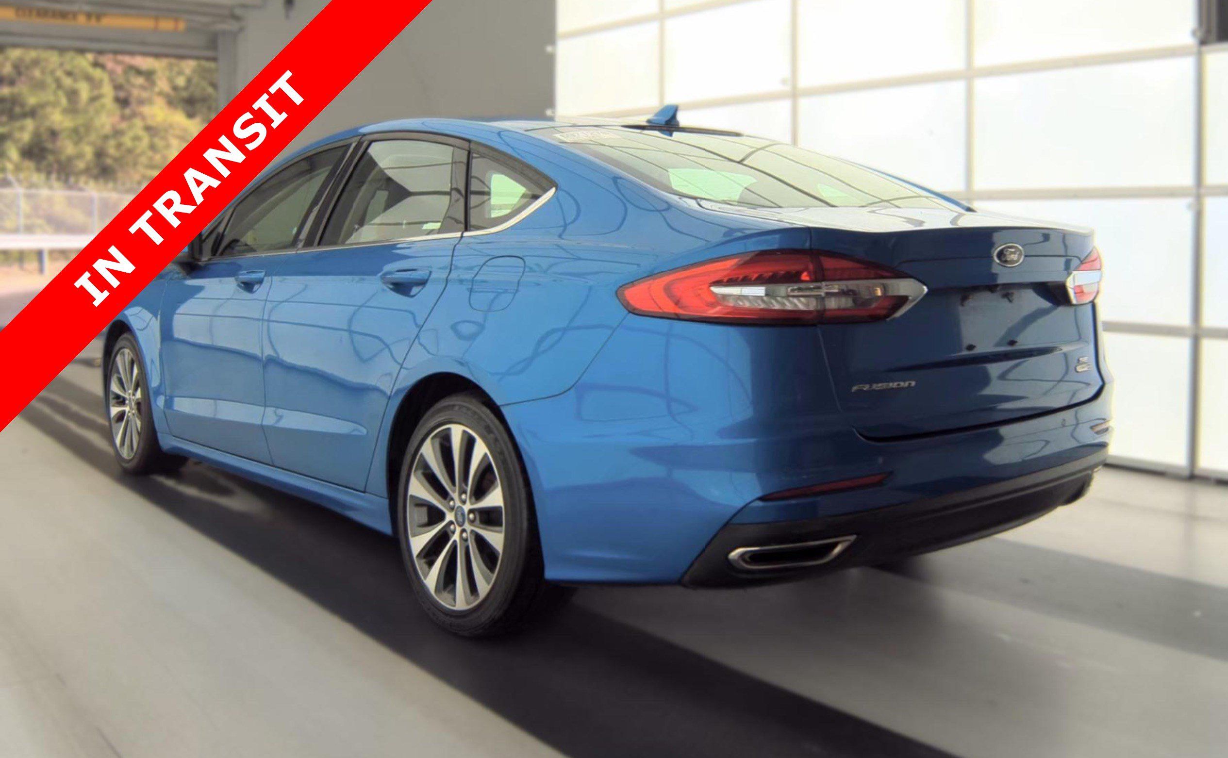 Used 2019 Ford Fusion SE AWD/4WD image 4