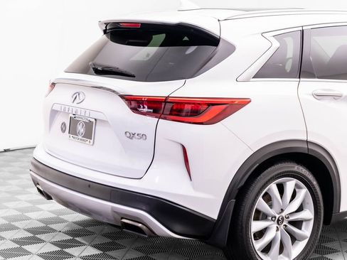 Used 2019 INFINITI QX50 Essential w/ Premium Heat Package AWD/4WD image 36