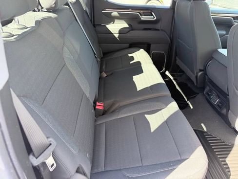 Certified 2026 Chevrolet Silverado 1500 LT AWD/4WD image 30