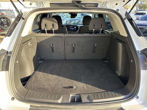 Used 2025 Chevrolet TrailBlazer LT image 9