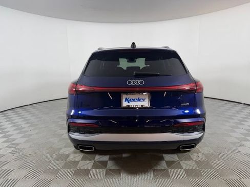 Certified 2025 Audi Q5 Premium w/ Convenience Package AWD/4WD image 7