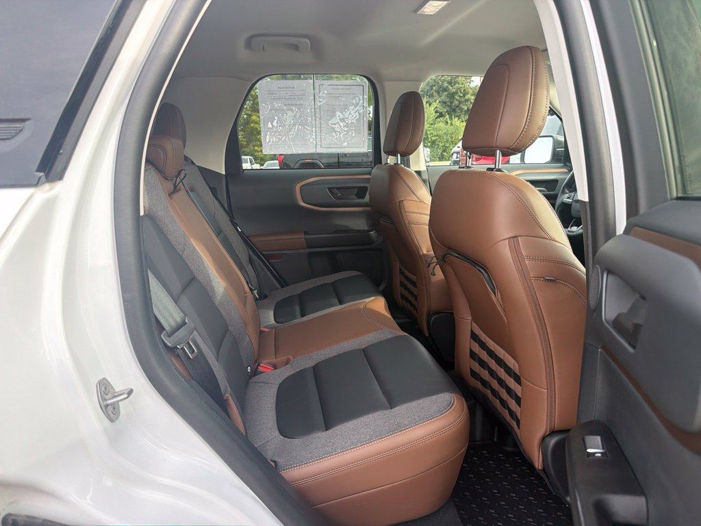 Used 2023 Ford Bronco Sport Outer Banks w/ Tech Package AWD/4WD image 12