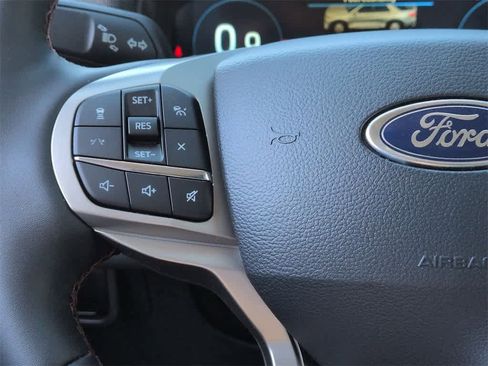 New 2026 Ford Explorer Active image 24