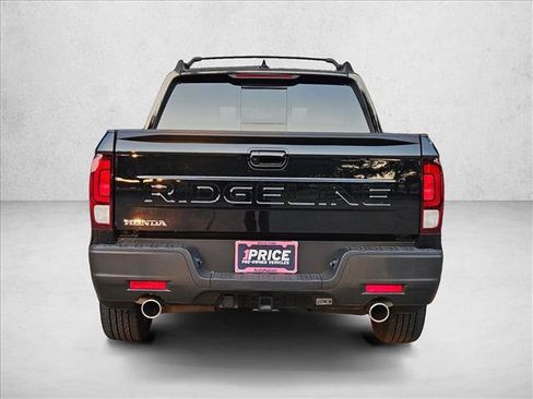 Used 2025 Honda Ridgeline RTL image 6