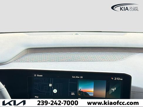 New 2026 Kia Carnival EX FWD image 18