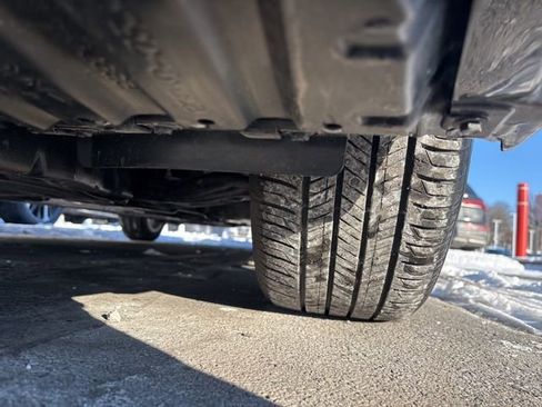 Used 2023 Toyota Corolla LE image 9