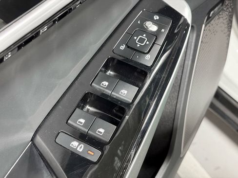 Used 2022 Kia EV6 GT-Line w/ First Edition Package image 7